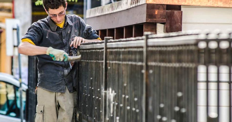 Clean Aluminum Fences - Big easy Fence