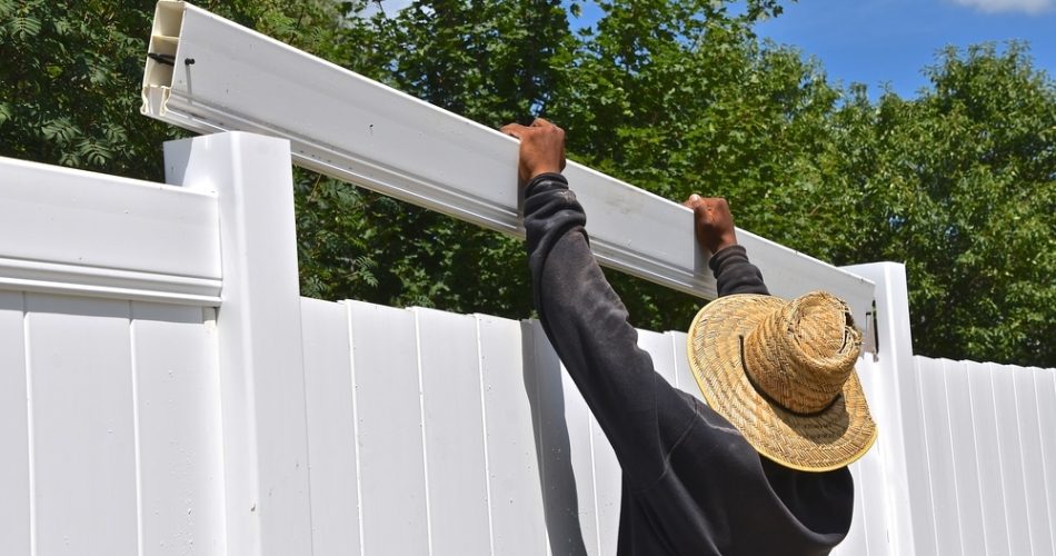 best vinyl fence brand - Big Easy Fences