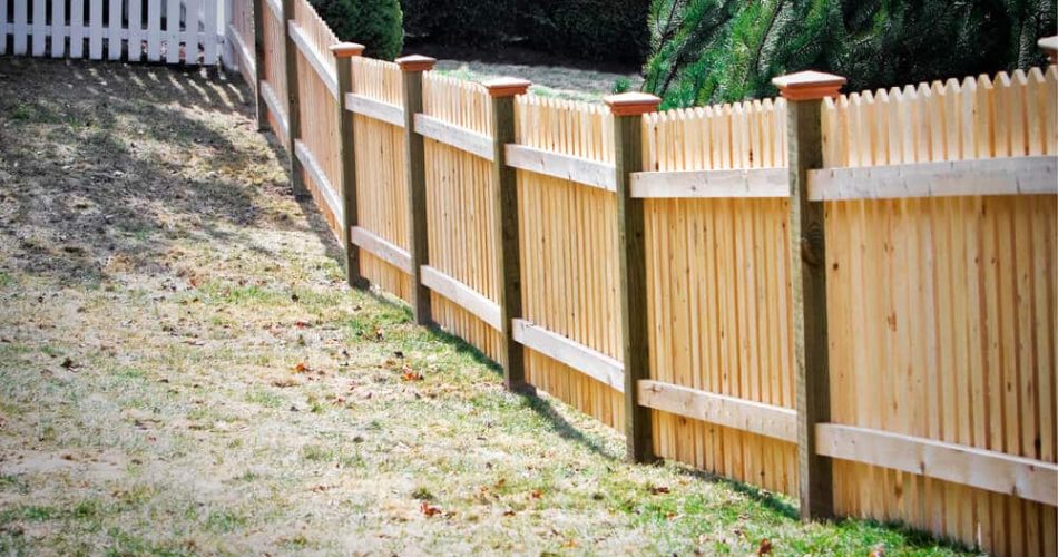 Cedar wood fence- Big Eay Fences